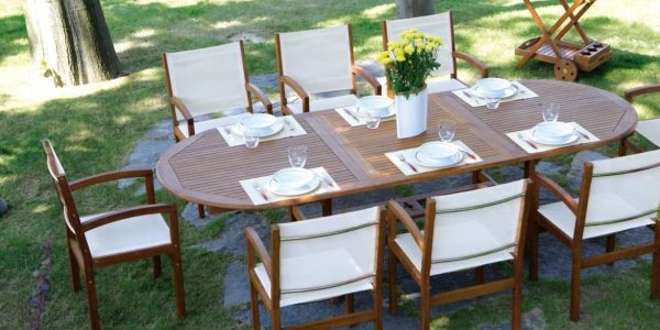 Mobili per giardino in legno