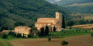 visitare i monasteri