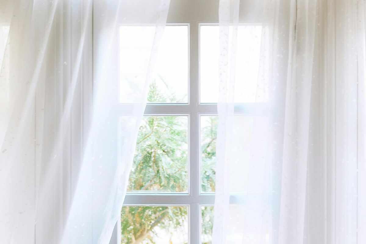 tende bianche come nuove: il metodo fai da te della nonna