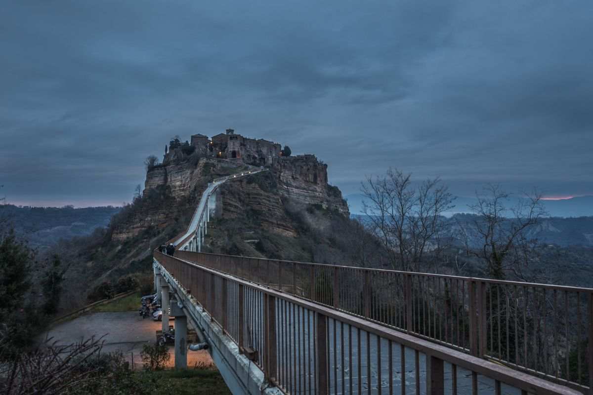 è uno dei borghi più belli d'italia: scopri cività di bagnoregio