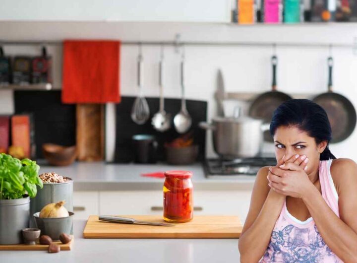 come eliminare puzza cucina