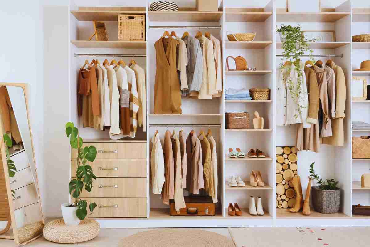 consigli per organizzare al meglio l'armadio